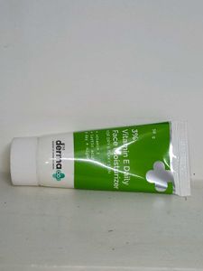 The Derma Co 3% VitaminE Daily Face Moisturizer