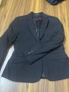 Black Blazer - Stylish & Versatile