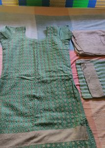 Churidar set