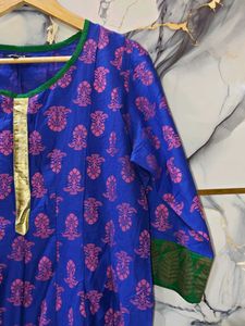 GLOBUS Blue Printed Kurta
