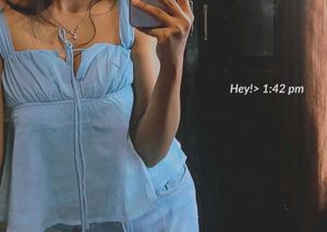 Skyblue front tie up top.