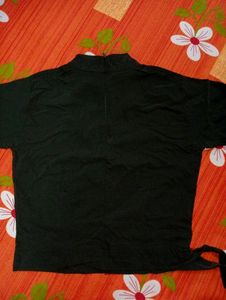 Women&#39;s Turtle Neck Black Party Wear Top