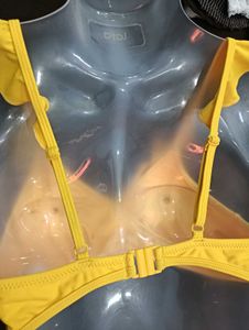 Yellow 🖤Ruffle 30B Bikini Top