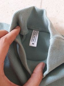 Rippend Crop Tank Top