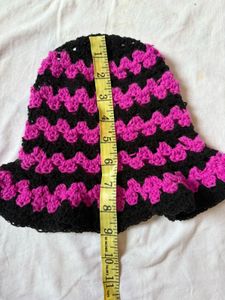 Black &amp; Pink Crochet Bucket Hat 🌺♠️