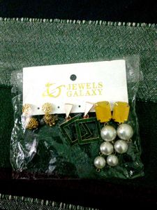 Golden Jhumka Earrings