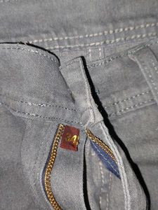 Offer in Cash Comment......Unisex 2 Jeans Offe