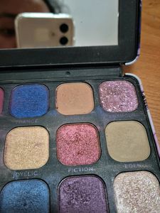 Makeup Revolution Eye Shadow
