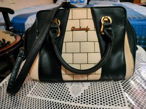 Korean Hand Bag By Danbaoly