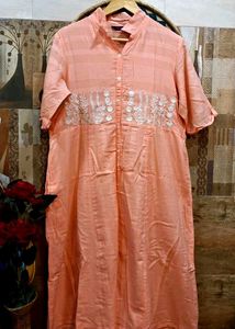 brand new srishti XL Peach Embroidered Kurta
