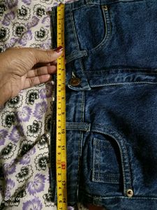 Wide Leg Jeans( New)