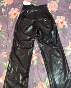 Zipper Faux Leather Pants Size XS