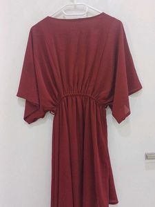 Chic Maroon V-Neck Dress