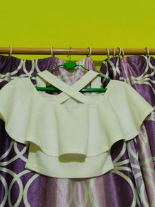 Cute White Crop Top🤍