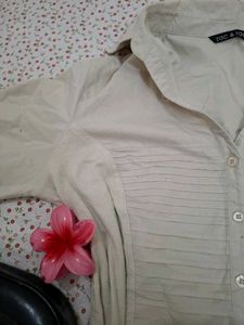 Fitted Shirt 🌷🛍️