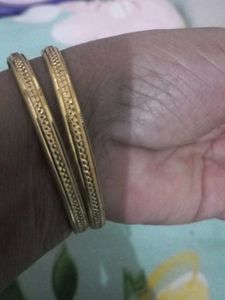 Gold-toned Bangles (Set of 2)