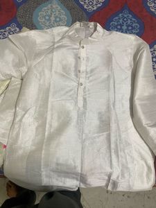 Uri and MacKenzie Men&#39;s Silk Blend Regular Kurta C