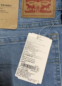 Levis Women Skinny Fit Light Fade Stretchable J