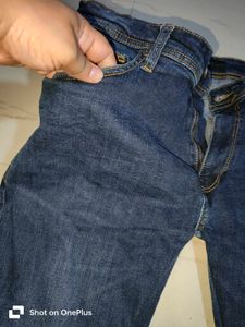 Light Weight And Shiny Jeans For Men&#39;s