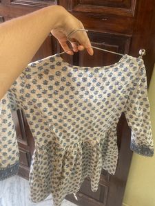 Short Kurti
