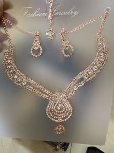 Golden Shine Necklace Set