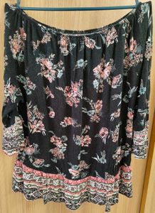 🌸 Rivers Boho Floral Off-Shoulder Top 🌸