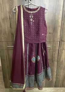 W Lehnga Choli Dupatta