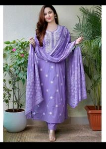 Full Embroidery Women 3 Piece Kurta Set M size