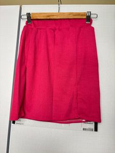Pink ribbed mini skirt