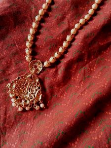 Pearl Chain With Lakshmi Devi (Locket)