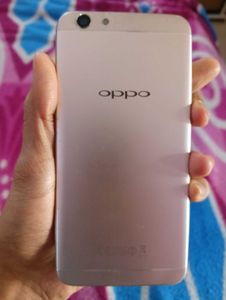 Oppo F1s