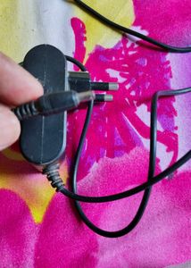 Nokia Badi Pin Mobile Charger