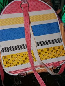 side bag can also be used as a backpack with cute