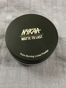 Nykaa Matte To Last  Loose Powder - Translucent