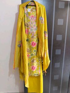 Elegant Embroidered Kurta Set