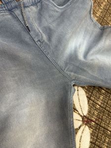 girls Stylish Denim Jeans in coin 1200-/