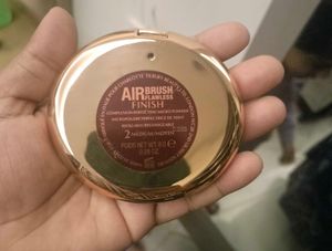 Charlotte Tilbury Airbrush Compact Fix Price