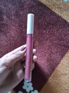 Pink Lip Gloss In Shade Yummy