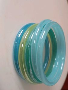 Set Of 5 Glass Bangles