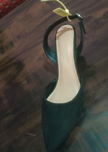 Brand New Heels Of Invictus