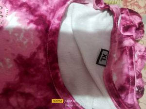 Sleevless Pink Top