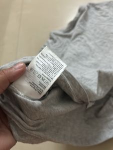 h&amp;m casual tshirt