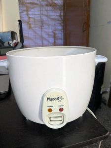 Pigeon 1.8 Litres Electric Rice Cooker