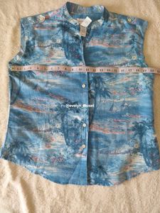 Vintage Hawaiian Print Sleeveless Blouse