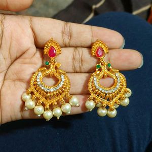 Gold Tone Pearl Drop Earrings