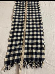 Bhuttico Handwoven Kullu Wool Muffler