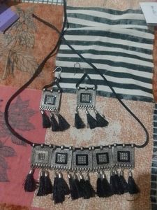 Black Silvered Jewellery Set