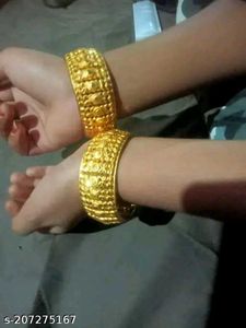 Vintage Gold Bangle Set
