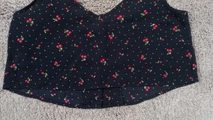 Black 🖤 With🍒 Printed Very Stylish Shein Top