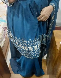 Elegant Teal Embroidered Kurta